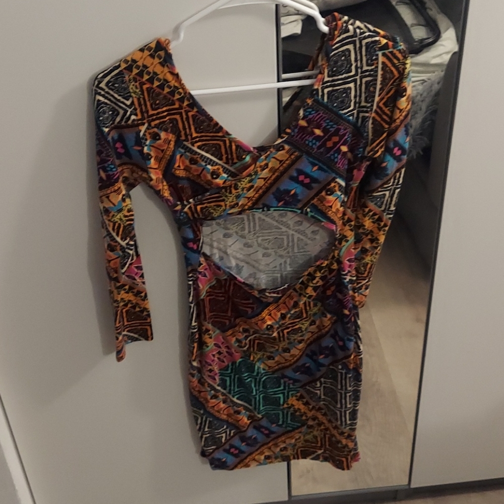Open back Aztec Design Dress - Picture 3 of 4